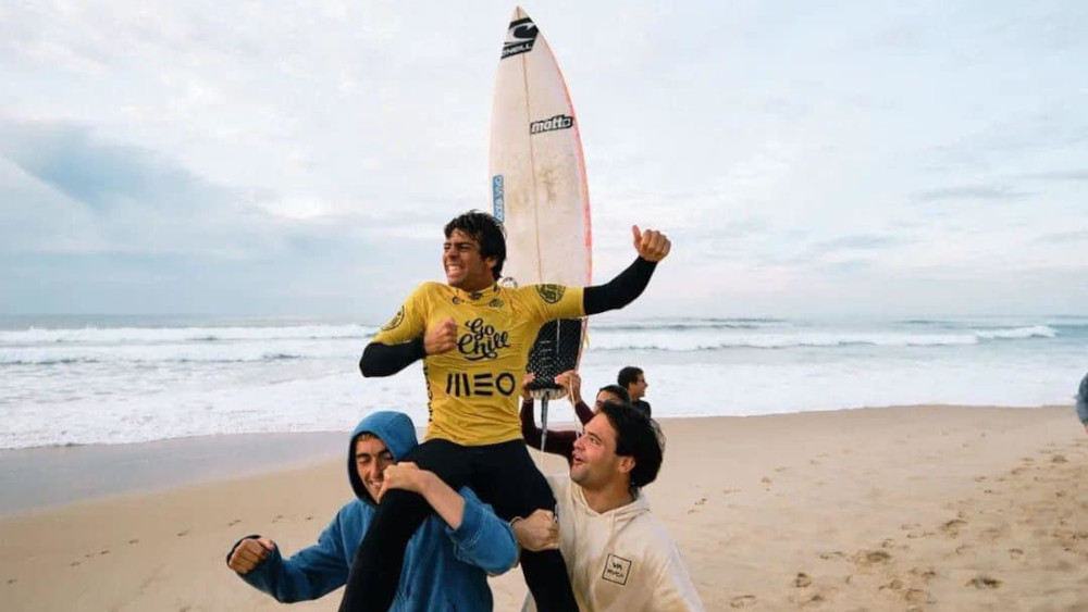 O caparicano Guilherme Ribeiro sagra-se Campeão Nacional de Surf